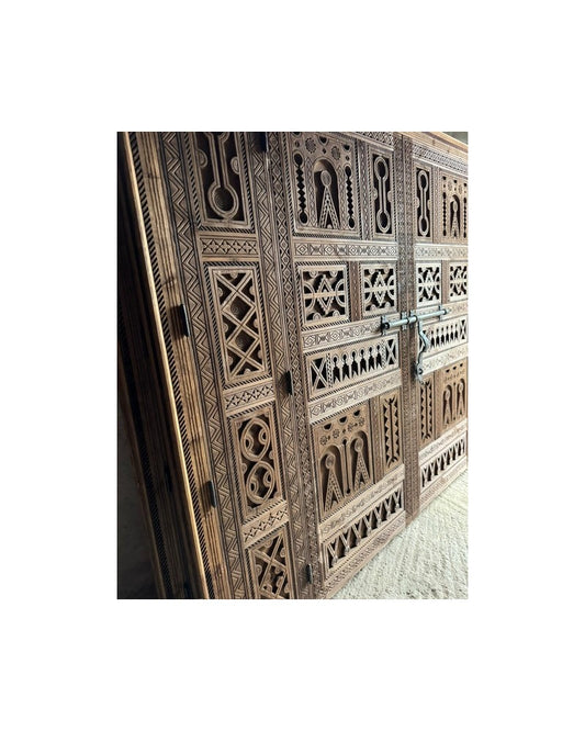 Berber Pattern Garage Door